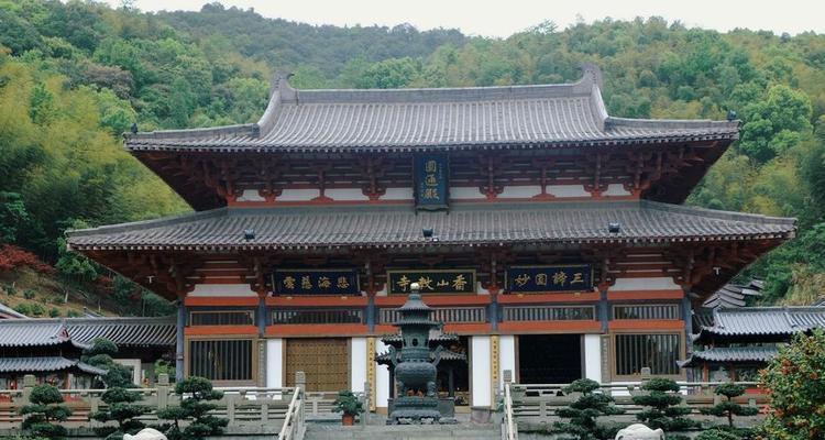 九龙战伏魔者攻略（揭秘游戏玩法，助你在战斗中取得胜利！）